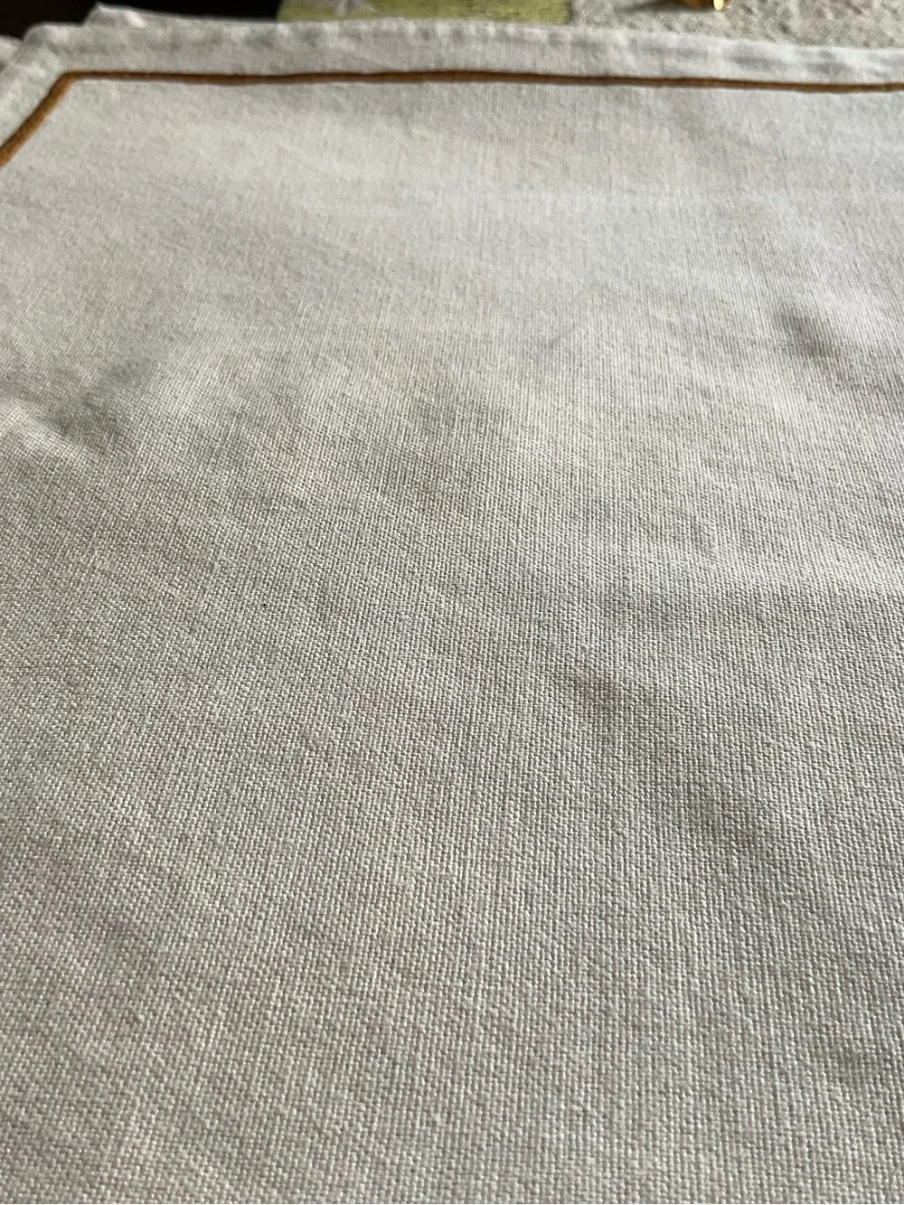 Williams Sonoma Acorn and Oak Leaf Embroidered Fall Placemat Set -8 PCS